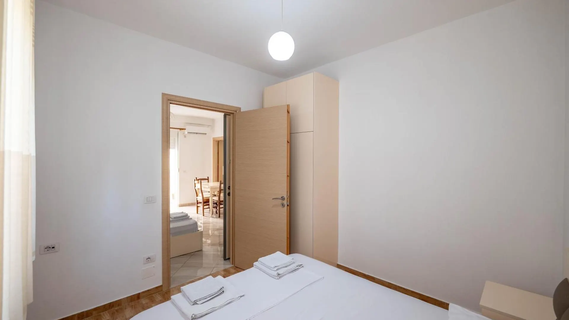 Playa Apartments ساراندا ألبانيا