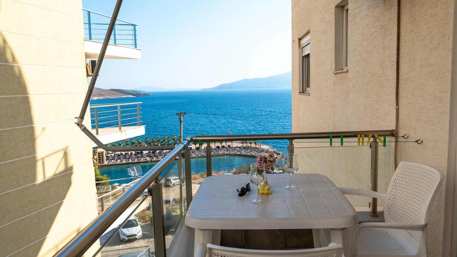 Playa Apartments ساراندا