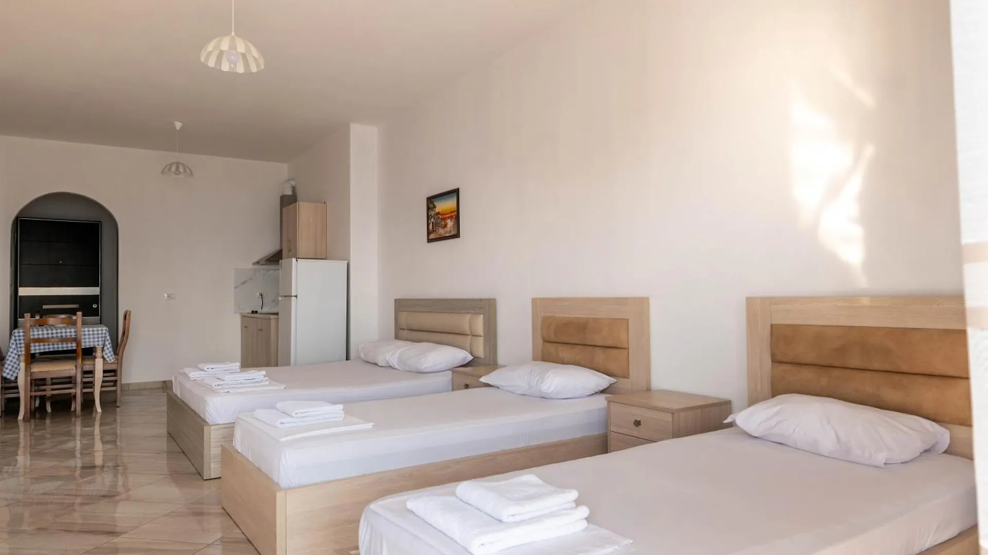 Playa Apartments ساراندا ألبانيا
