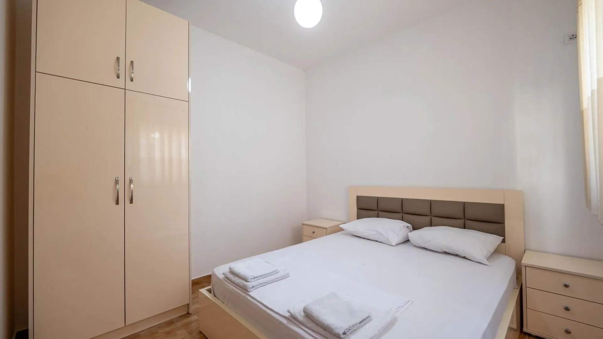 Playa Apartments ساراندا 0*,