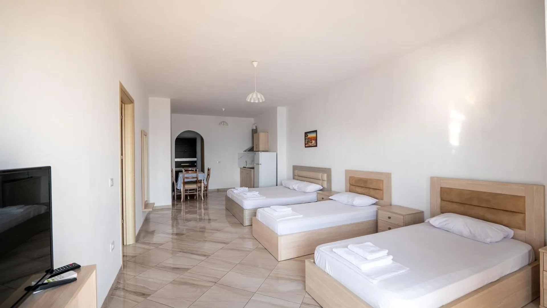 Playa Apartments ساراندا